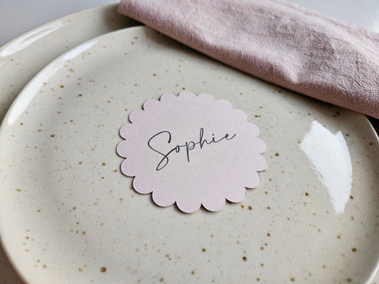 Circular Scalloped Card Name Cards