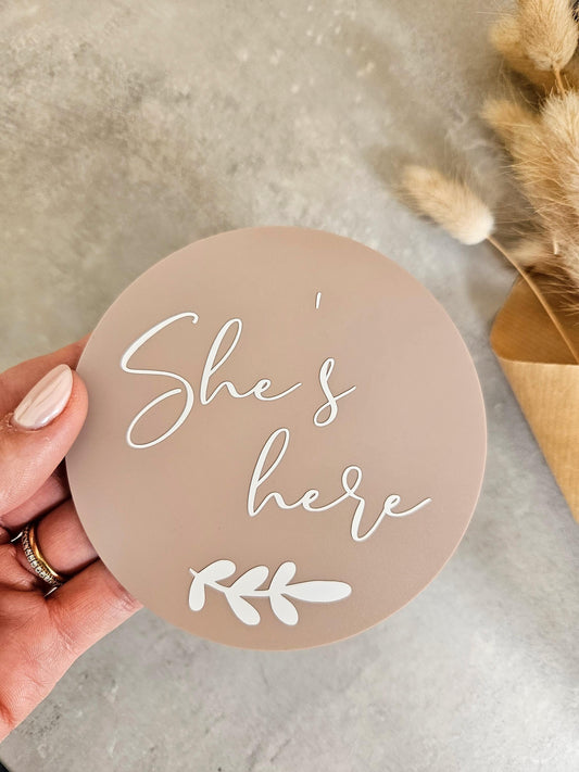 'She's here'/'He's here' Announcement Plaque