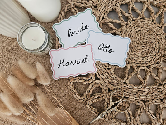 Wavy place cards